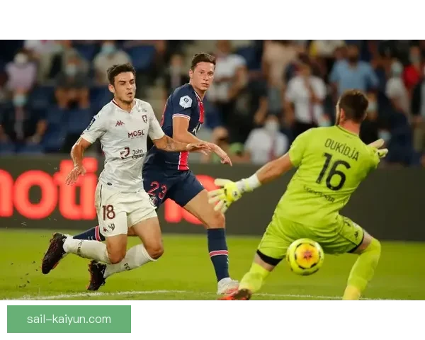 里尔近期比赛表现分析，状态回暖引人关注